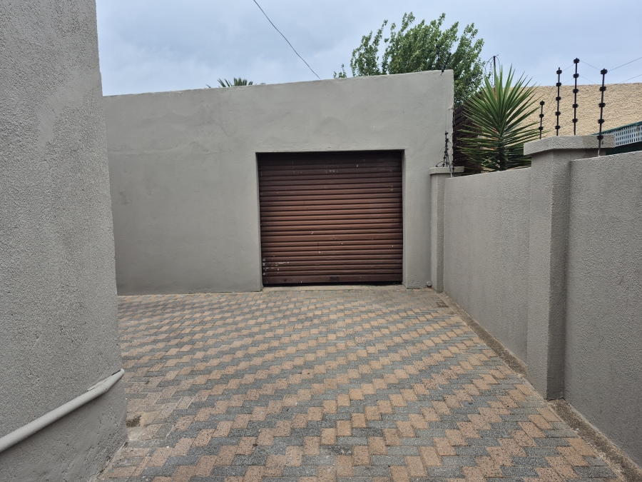5 Bedroom Property for Sale in Primrose Gauteng