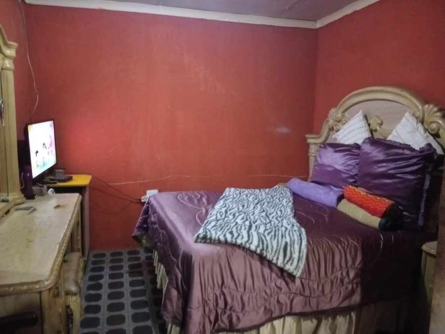 4 Bedroom Property for Sale in Roodekop Gauteng