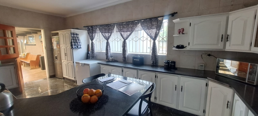4 Bedroom Property for Sale in Freeway Park Gauteng