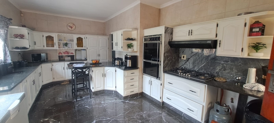 4 Bedroom Property for Sale in Freeway Park Gauteng