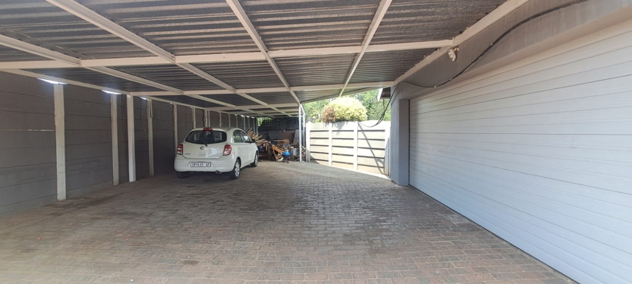 4 Bedroom Property for Sale in Freeway Park Gauteng