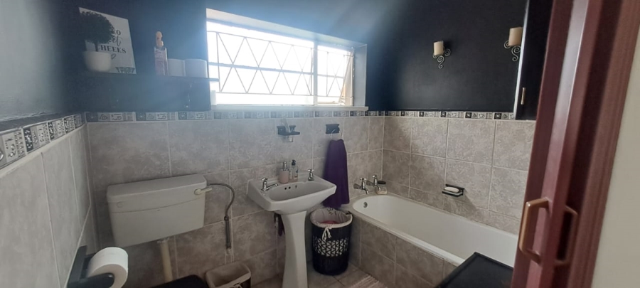 3 Bedroom Property for Sale in Gerdview Gauteng