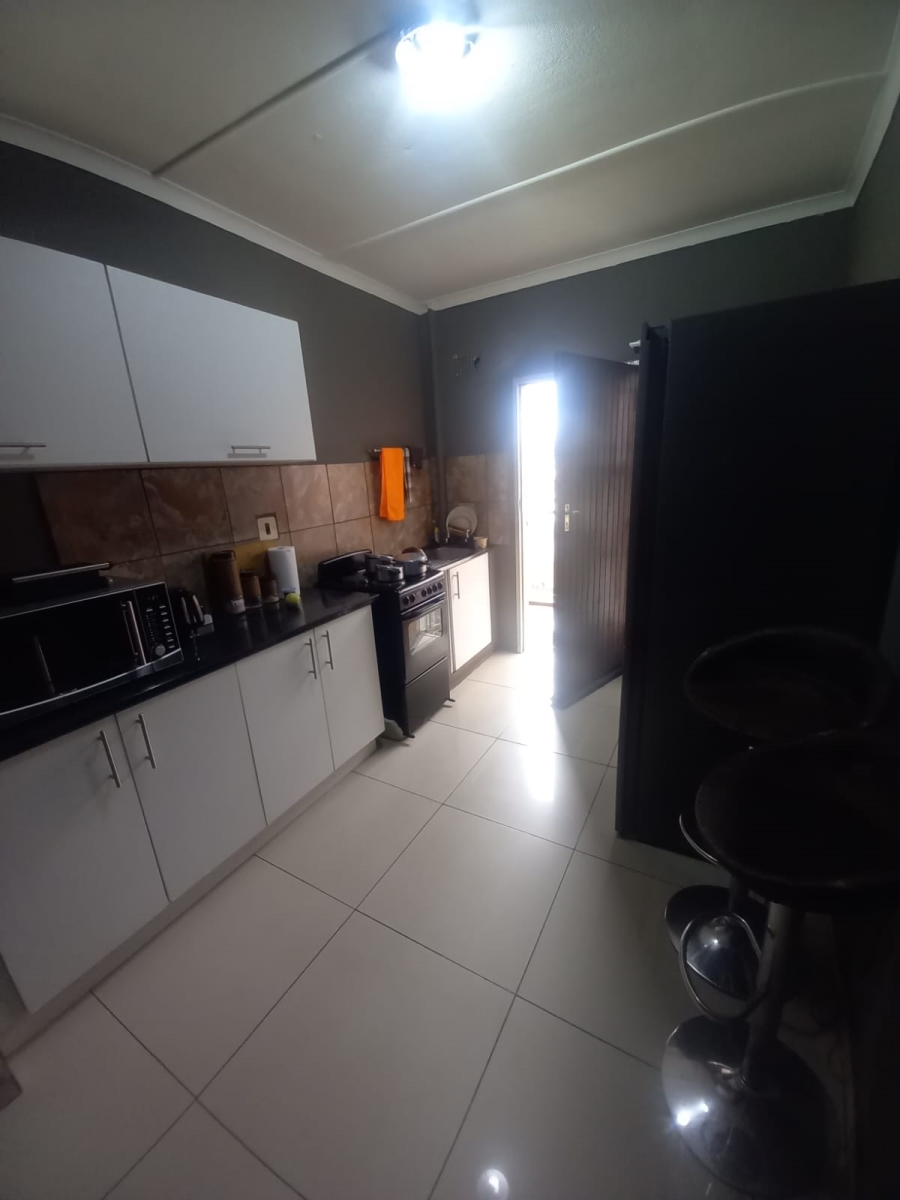 2 Bedroom Property for Sale in Kempton Park Central Gauteng