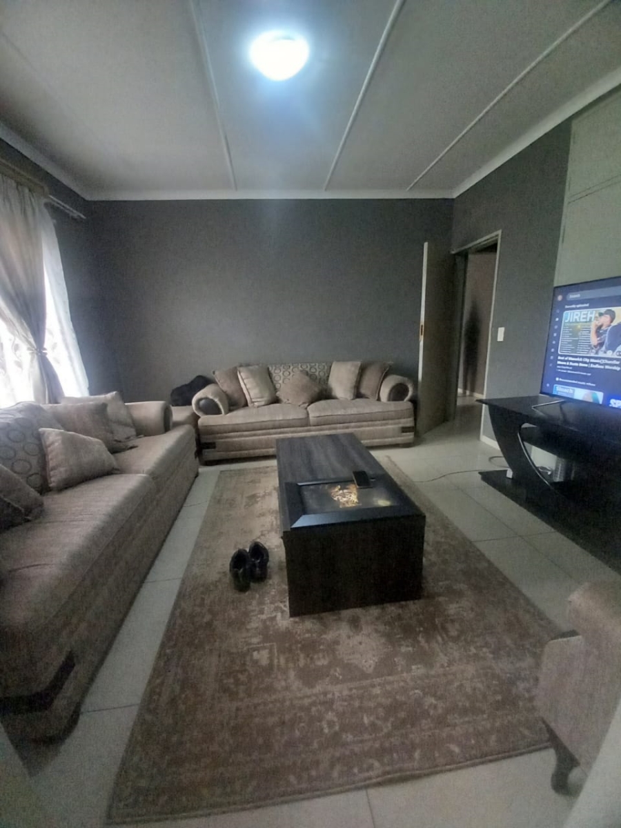 2 Bedroom Property for Sale in Kempton Park Central Gauteng