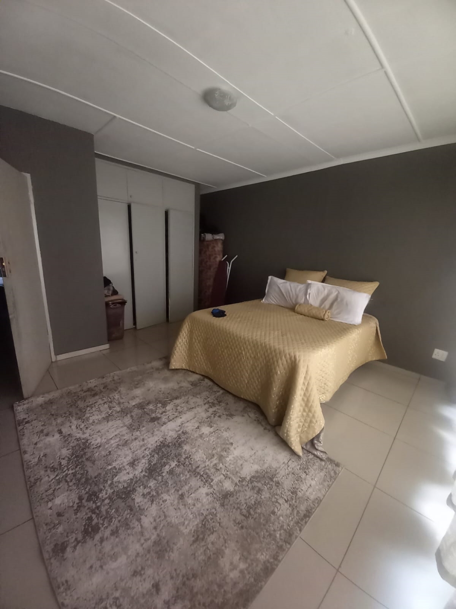 2 Bedroom Property for Sale in Kempton Park Central Gauteng
