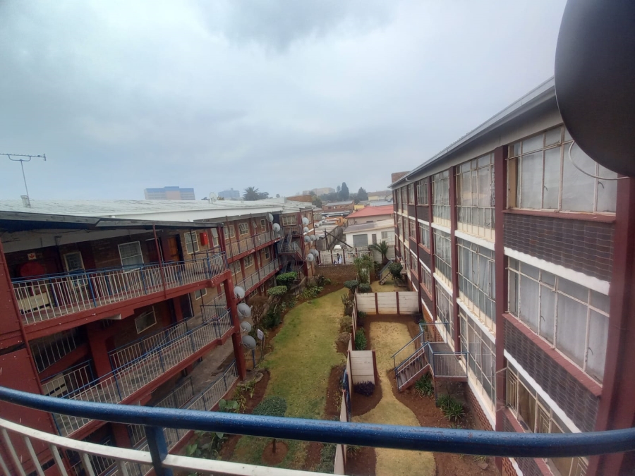 2 Bedroom Property for Sale in Kempton Park Central Gauteng