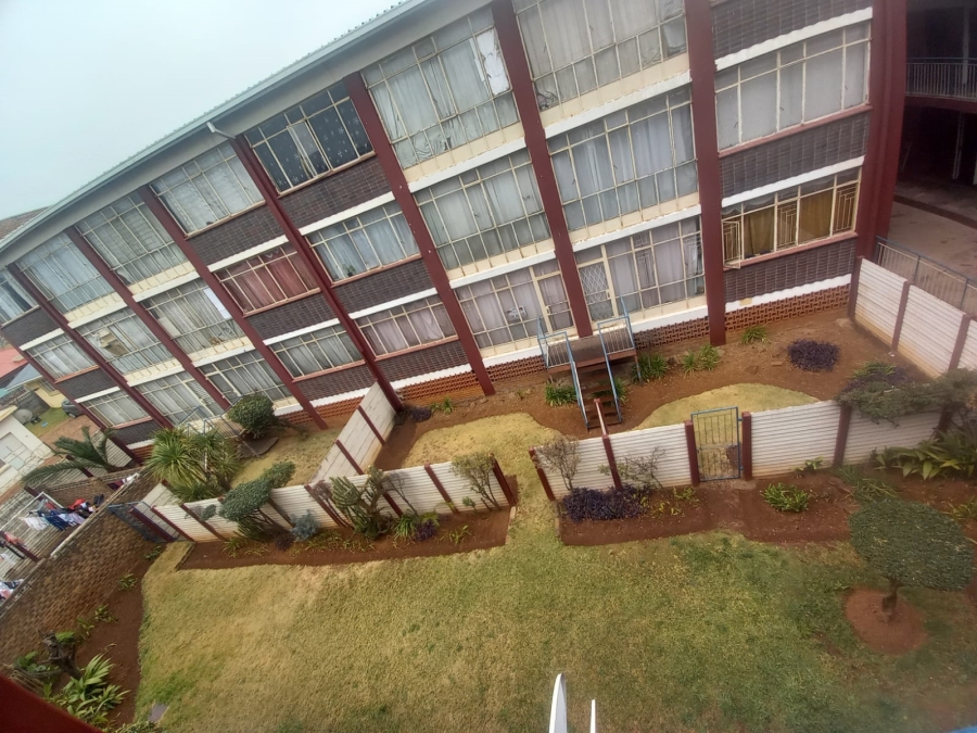 2 Bedroom Property for Sale in Kempton Park Central Gauteng