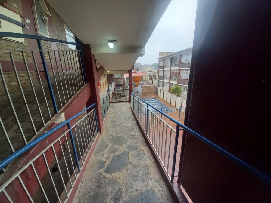 2 Bedroom Property for Sale in Kempton Park Central Gauteng