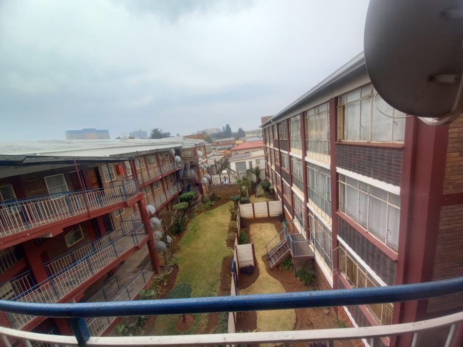 2 Bedroom Property for Sale in Kempton Park Central Gauteng