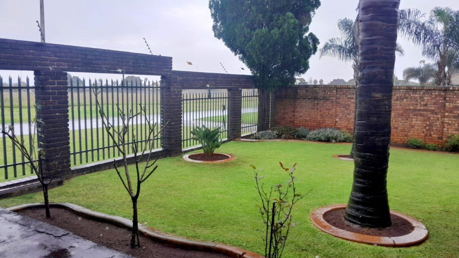 3 Bedroom Property for Sale in Sunair Park Gauteng