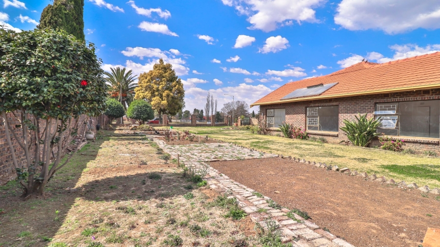 4 Bedroom Property for Sale in Sharon Park Gauteng