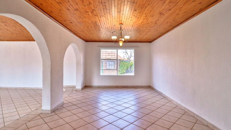 4 Bedroom Property for Sale in Sharon Park Gauteng