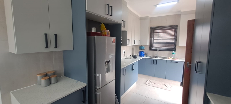 4 Bedroom Property for Sale in Caro Nome A H Gauteng