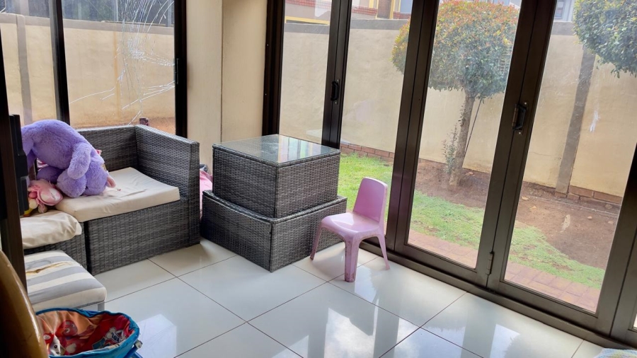 3 Bedroom Property for Sale in Albertsdal Gauteng