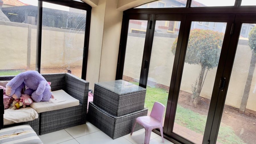 3 Bedroom Property for Sale in Albertsdal Gauteng