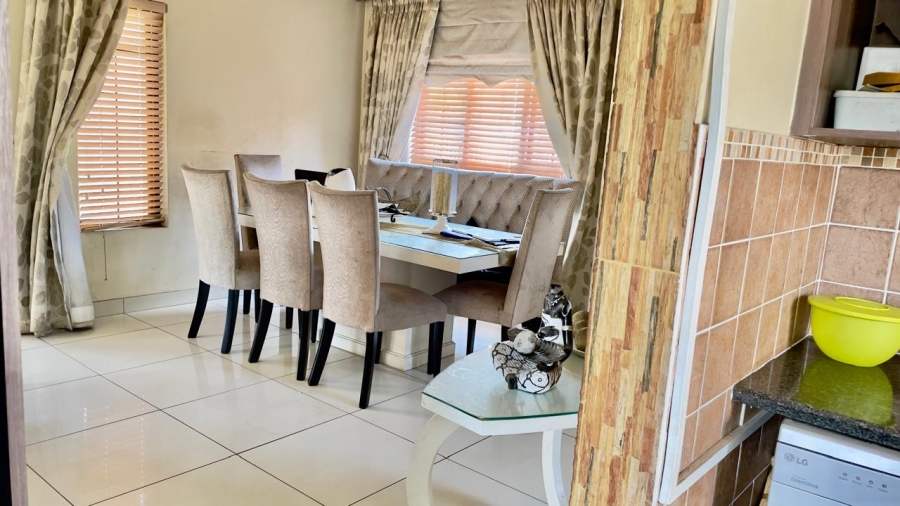 3 Bedroom Property for Sale in Albertsdal Gauteng