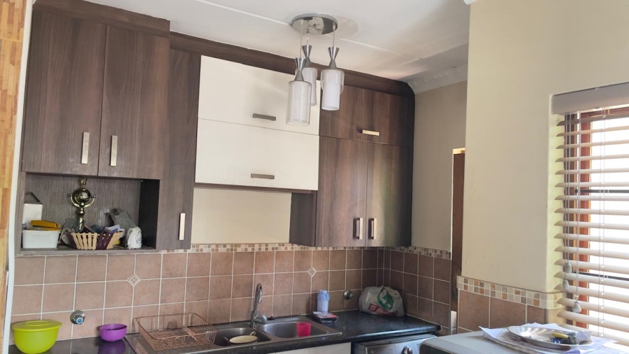 3 Bedroom Property for Sale in Albertsdal Gauteng