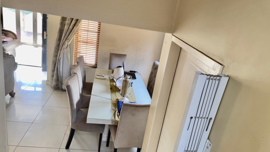 3 Bedroom Property for Sale in Albertsdal Gauteng