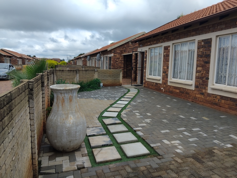 3 Bedroom Property for Sale in The Orchards Gauteng