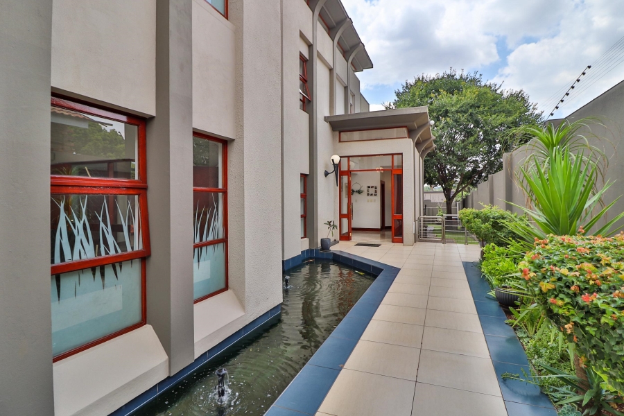 4 Bedroom Property for Sale in Bedfordview Gauteng