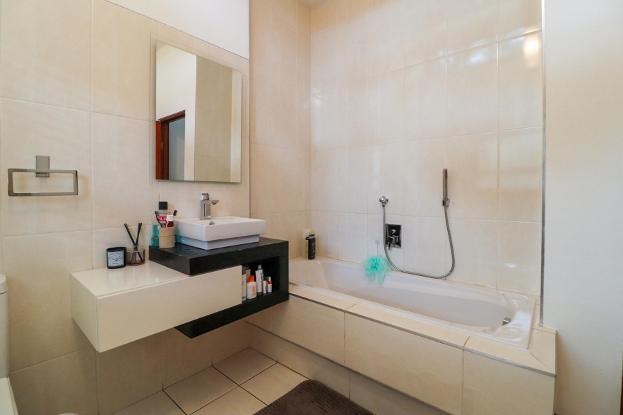 4 Bedroom Property for Sale in Bedfordview Gauteng