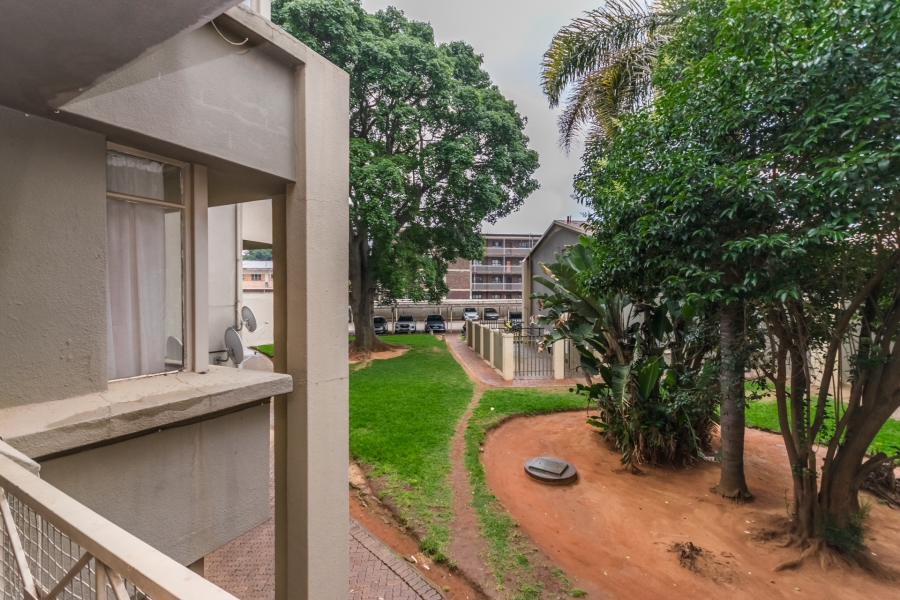 2 Bedroom Property for Sale in Florida Gauteng