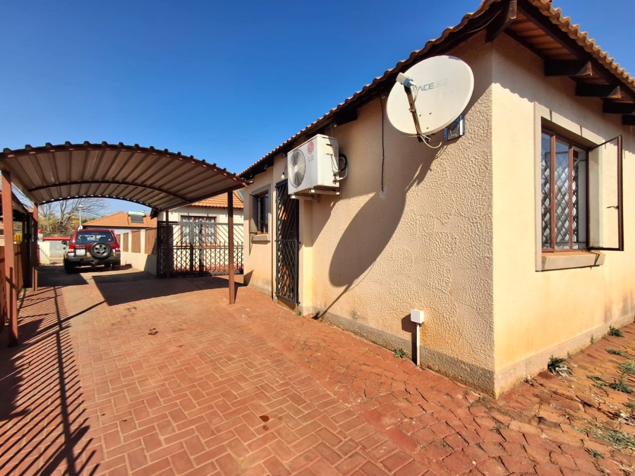 3 Bedroom Property for Sale in Theresa Park Gauteng
