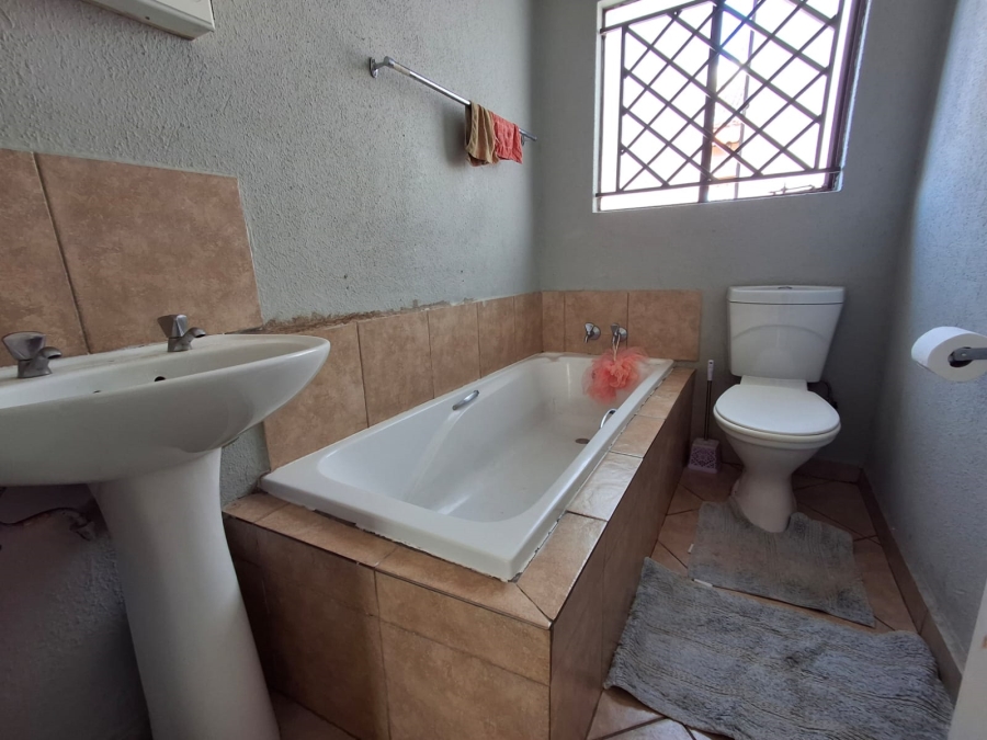 3 Bedroom Property for Sale in Theresa Park Gauteng