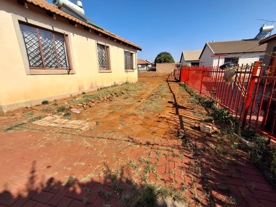 3 Bedroom Property for Sale in Theresa Park Gauteng