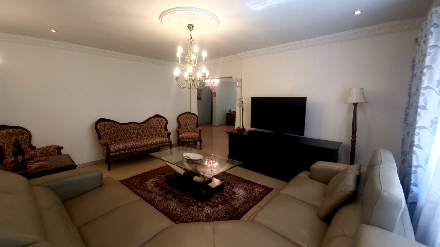 5 Bedroom Property for Sale in Crescent Wood Country Estate Gauteng