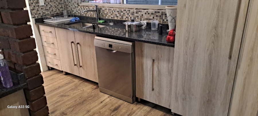 4 Bedroom Property for Sale in New State Areas Gauteng