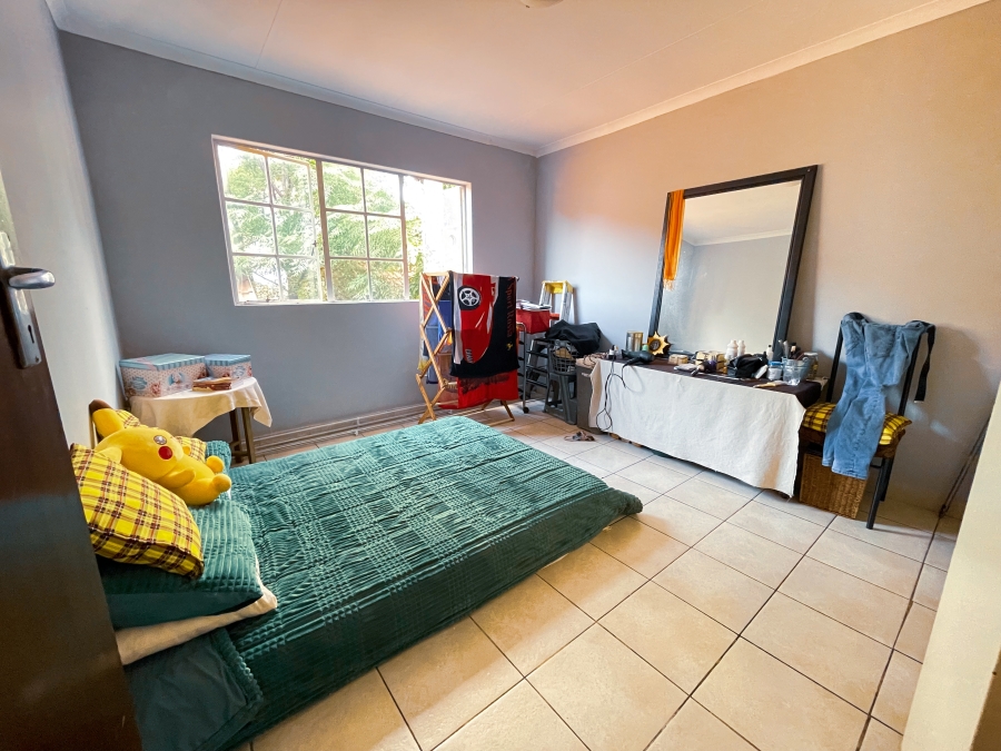 2 Bedroom Property for Sale in Zwartkop Gauteng