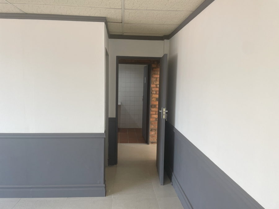 To Let commercial Property for Rent in Randjespark Gauteng