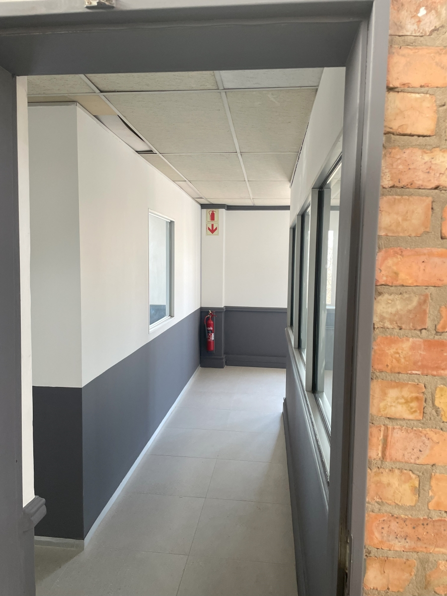 To Let commercial Property for Rent in Randjespark Gauteng