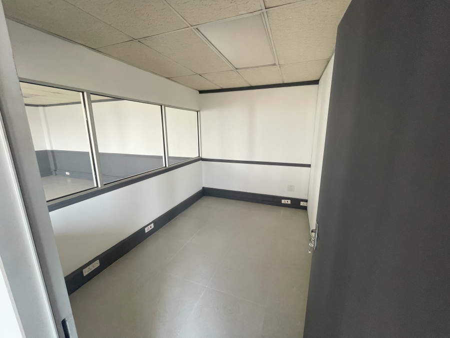 To Let commercial Property for Rent in Randjespark Gauteng