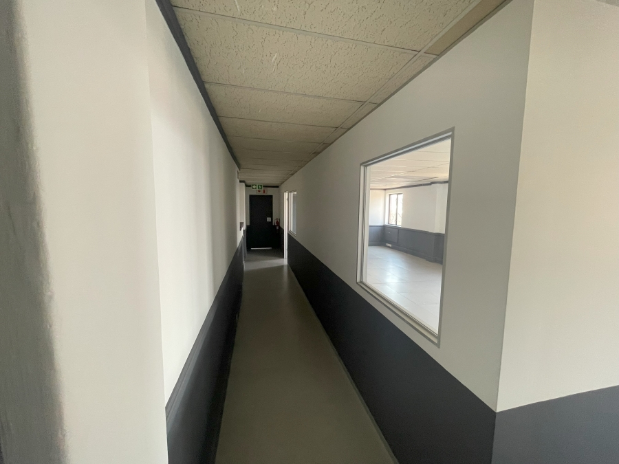 To Let commercial Property for Rent in Randjespark Gauteng