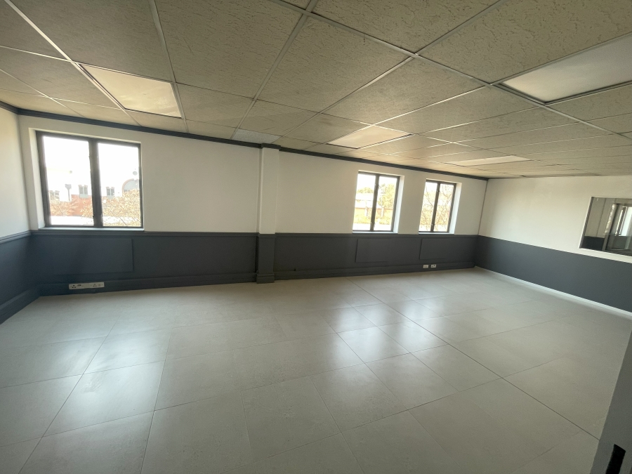 To Let commercial Property for Rent in Randjespark Gauteng