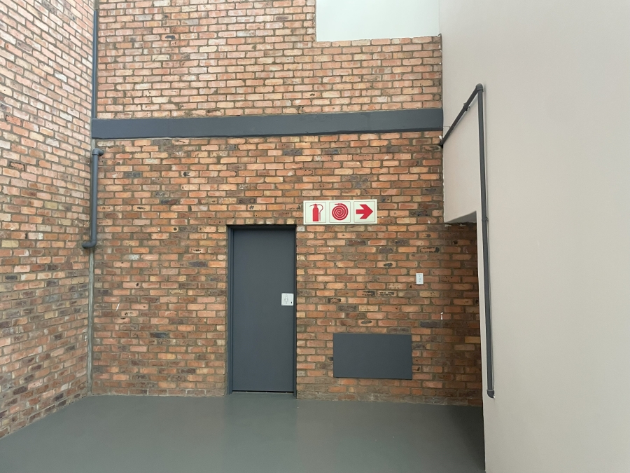 To Let commercial Property for Rent in Randjespark Gauteng