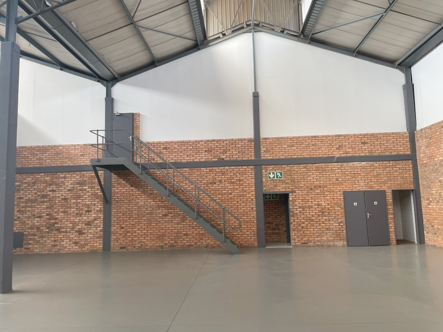 To Let commercial Property for Rent in Randjespark Gauteng