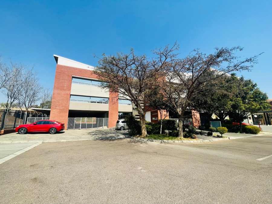 To Let commercial Property for Rent in Carlswald Gauteng