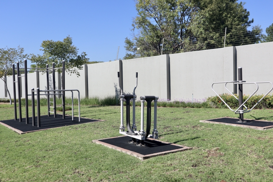 1 Bedroom Property for Sale in Lonehill Gauteng