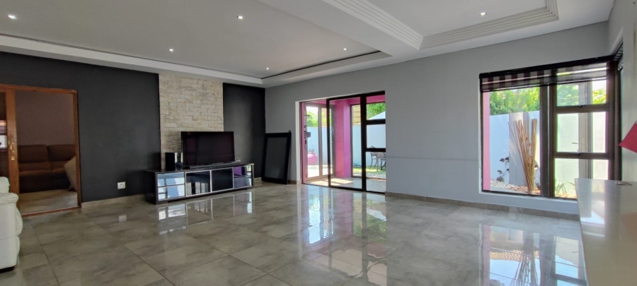 4 Bedroom Property for Sale in Eldoraigne Gauteng