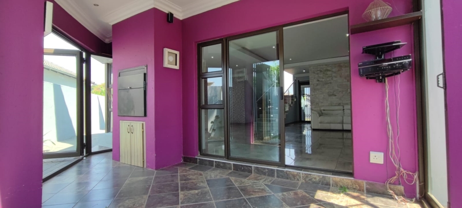 4 Bedroom Property for Sale in Eldoraigne Gauteng