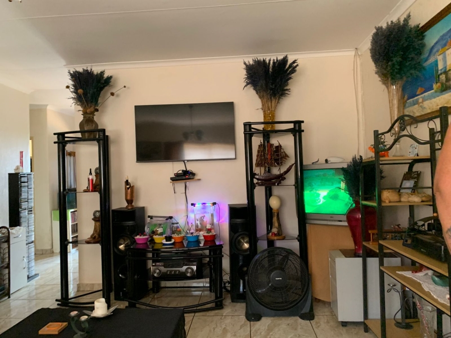 3 Bedroom Property for Sale in Glen Harvie Gauteng