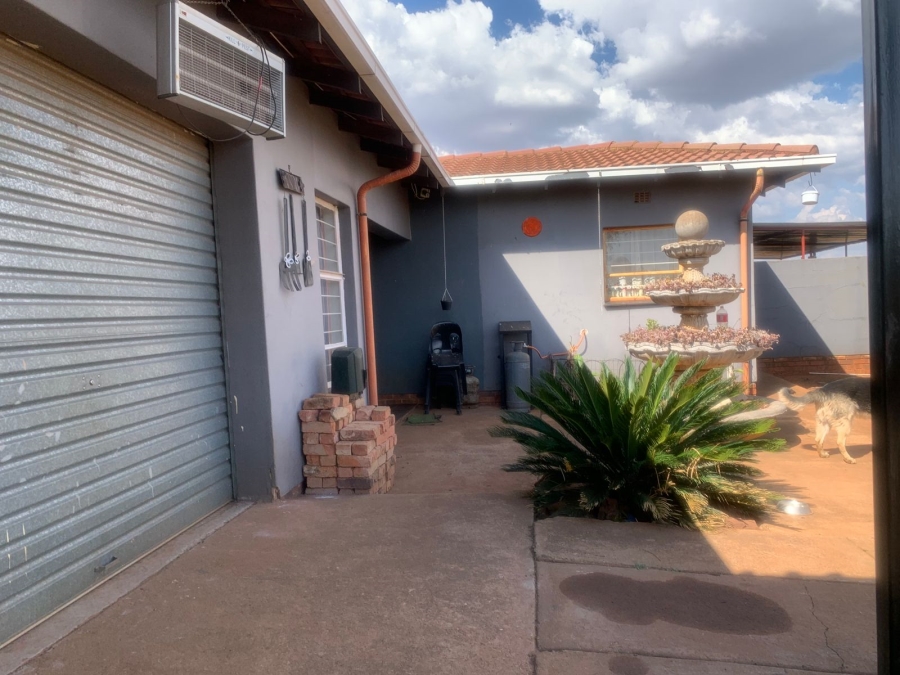 3 Bedroom Property for Sale in Glen Harvie Gauteng