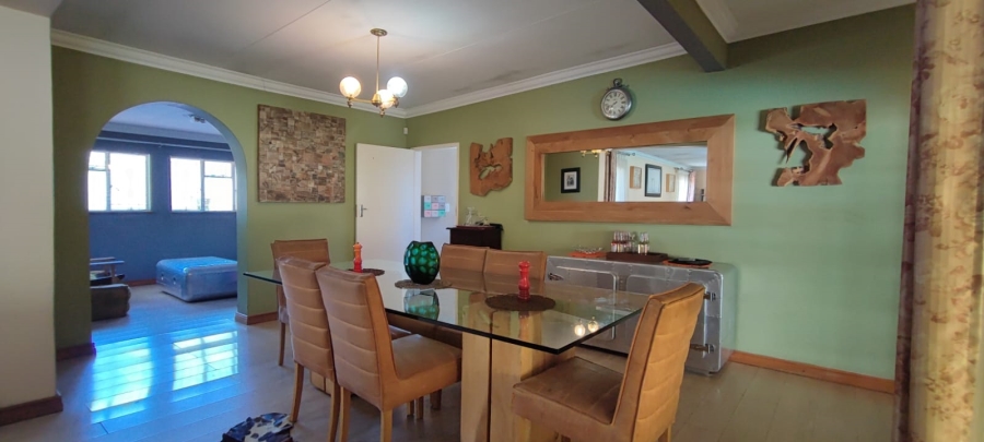 3 Bedroom Property for Sale in Eldoraigne Gauteng