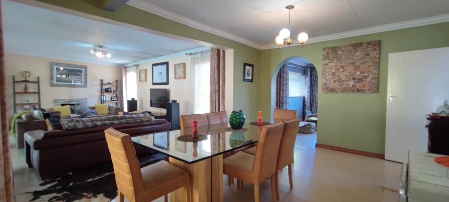 3 Bedroom Property for Sale in Eldoraigne Gauteng