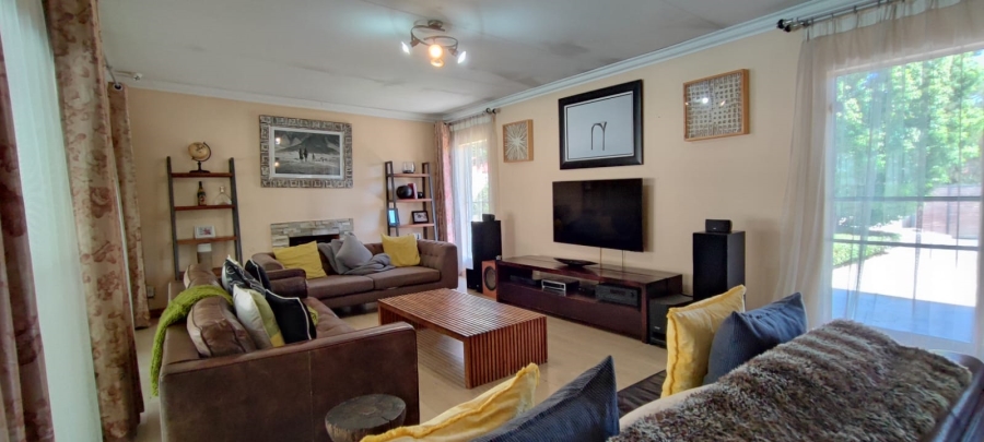 3 Bedroom Property for Sale in Eldoraigne Gauteng