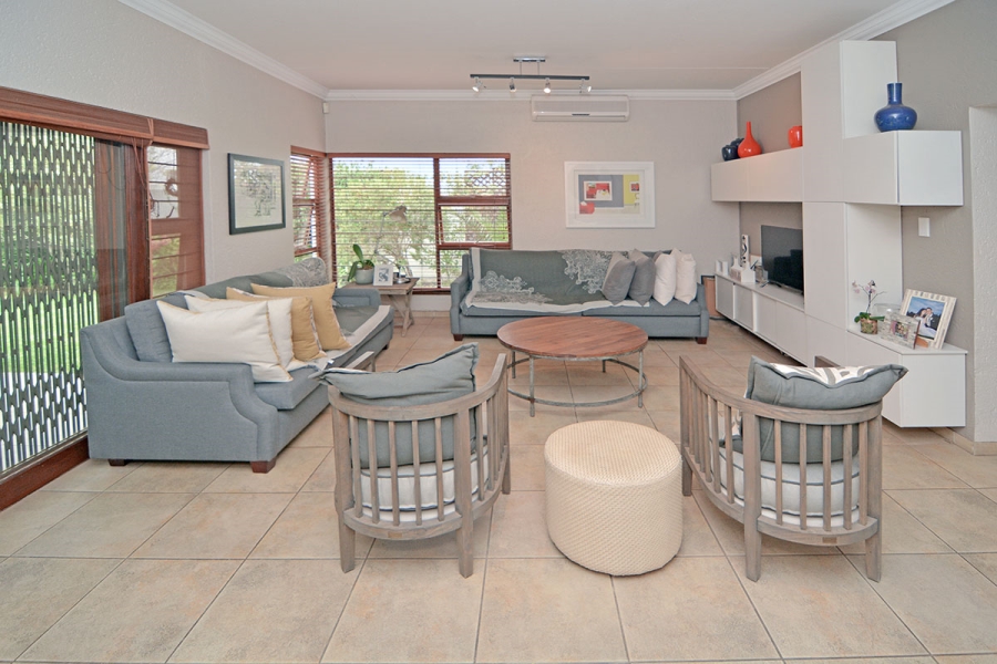 To Let 4 Bedroom Property for Rent in Khyber Rock Gauteng