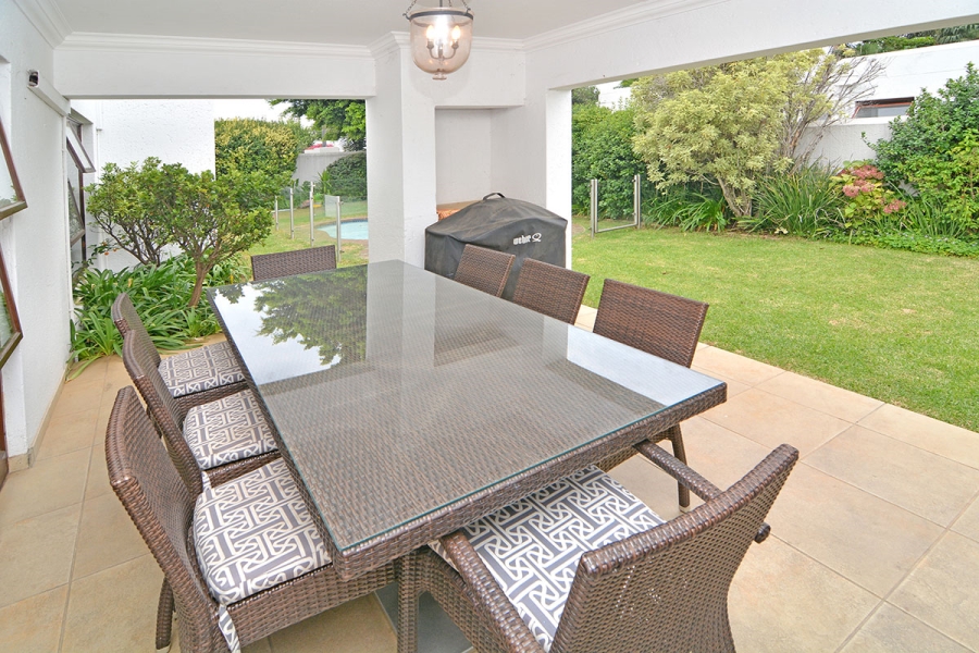 To Let 4 Bedroom Property for Rent in Khyber Rock Gauteng